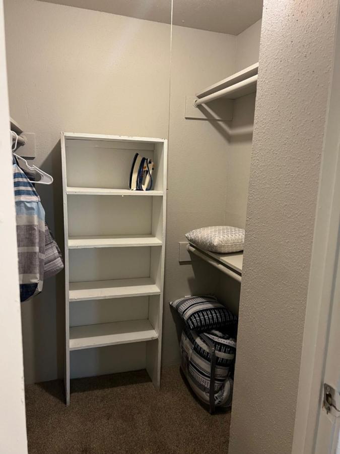 Beautiful 1-Bedroom Townhome With Nice Amenities Houston Esterno foto